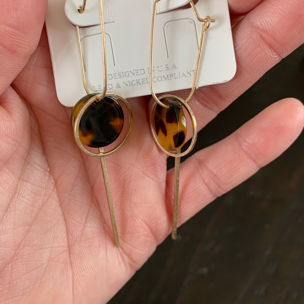Tortoise Shell Pattern and Gold Tone Earrings